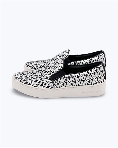 michael kors trent leopard|Trent Logo Slip.